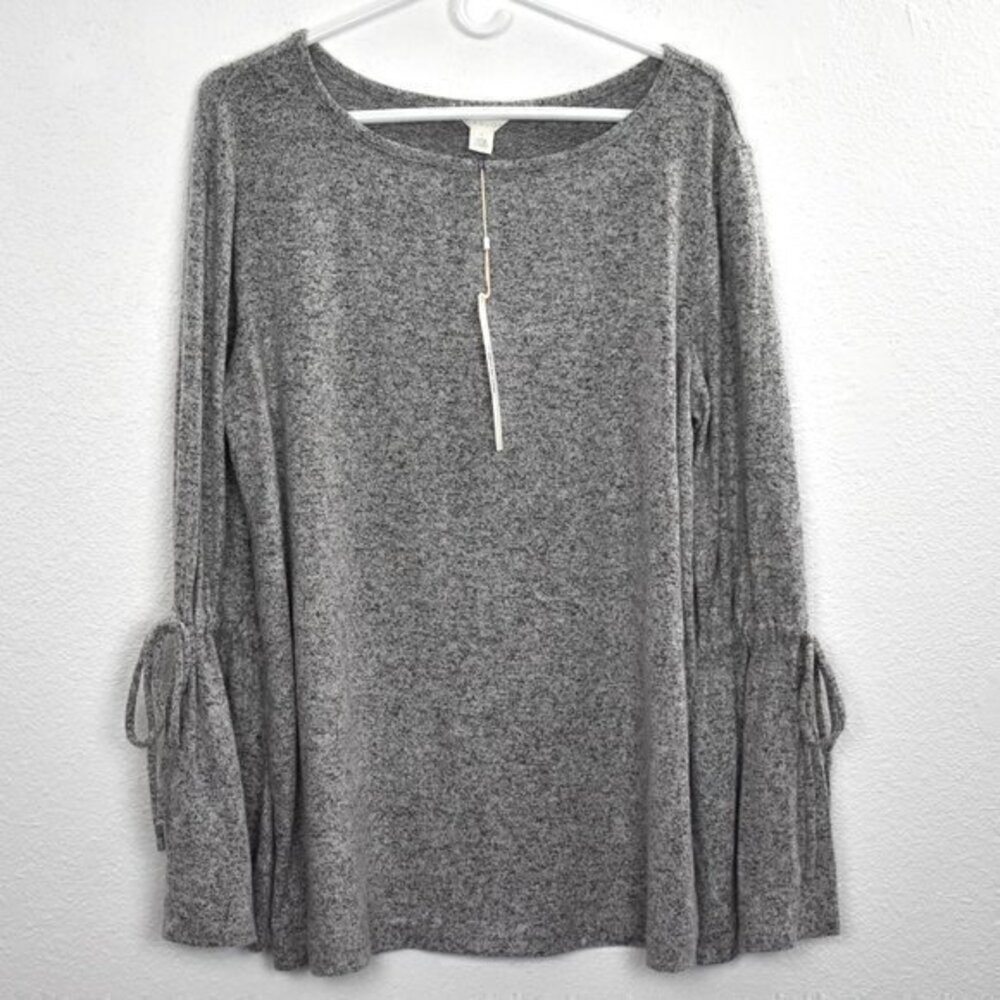 CASLON Super Soft Long Bell Sleeve Blouse New with tag‎ Size Large Color Grey - Picture 2 of 6